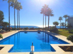 The Pearl of Marrakech 5, Bahía De Casares
